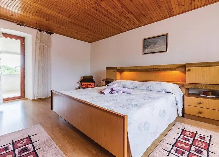 Glavani With Pool * Barban